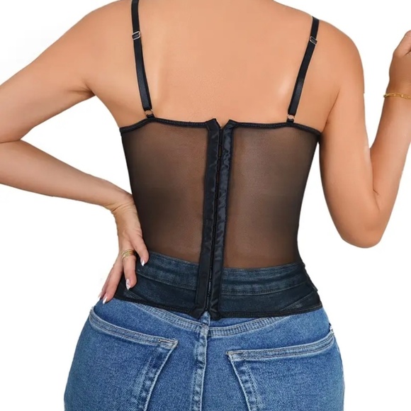 Black Corset - Picture 3 of 6